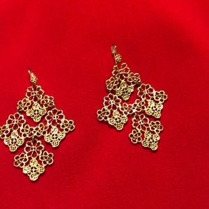 Stella & Dot Jewelry - Gold color drop earring Stella & Dot Jewelry - Gold color drop earring